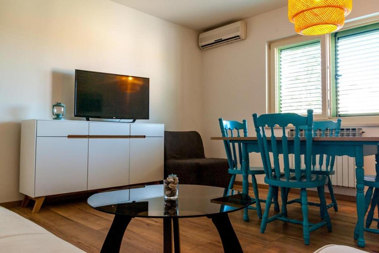 Villa Mediterranea - Apartments Medulin Ngoại thất bức ảnh